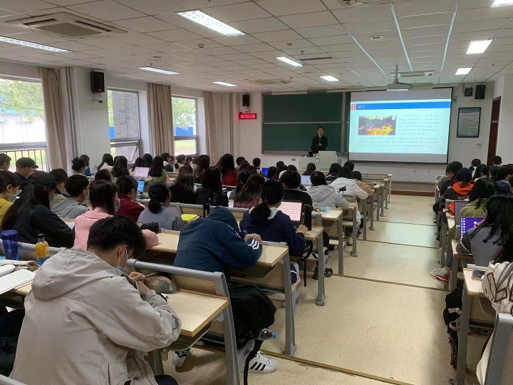 1619572863389073665.jpg 2.jpg