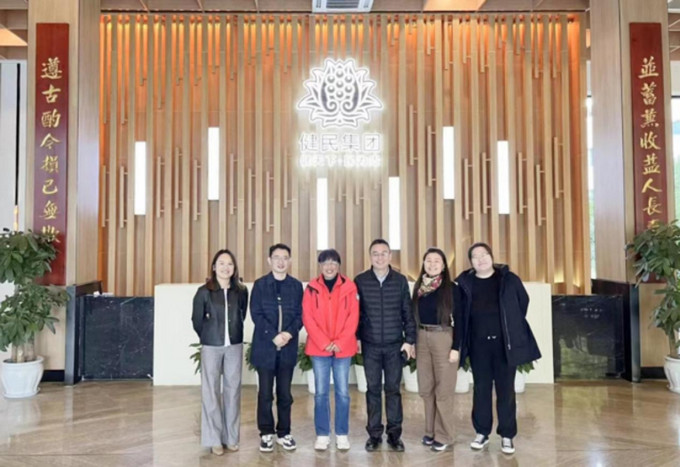 1701314579939044648.jpg 4.jpg